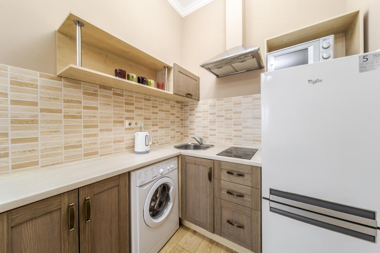 Apartment On Stavropihiiska Street 1 Lviv Dış mekan fotoğraf