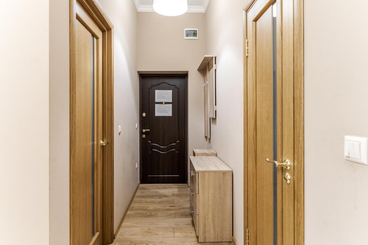 Apartment On Stavropihiiska Street 1 Lviv Dış mekan fotoğraf